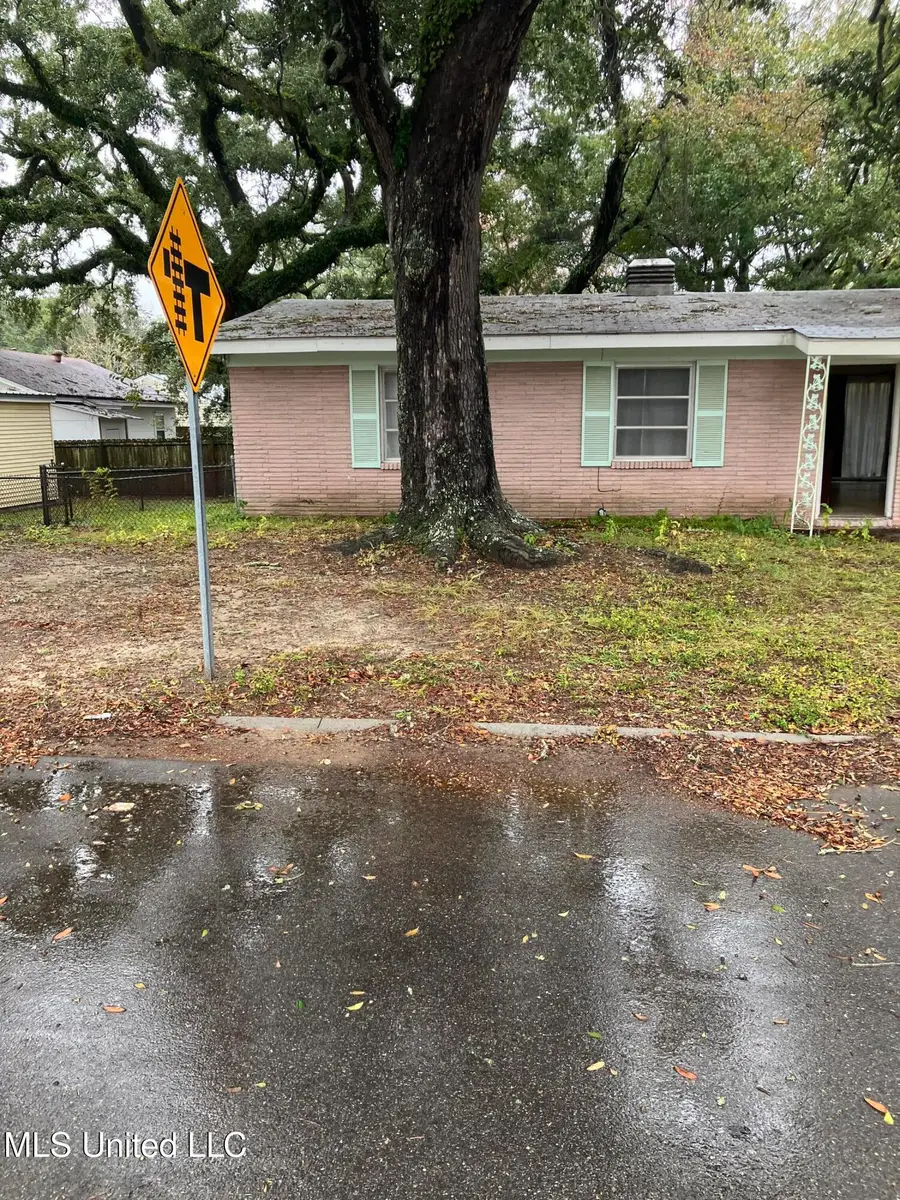 1028 Esposito Street, Biloxi, MS 39530 - Image #2