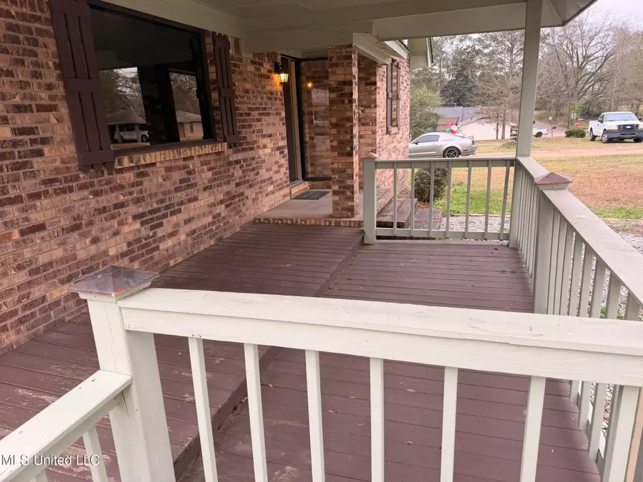 309 College Street, Carthage, MS 39051 - Image #2