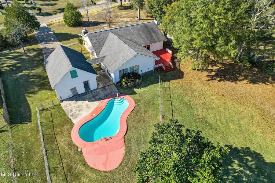 17080 Fenton Dedeaux Road, Kiln, MS 39556 - Image #2