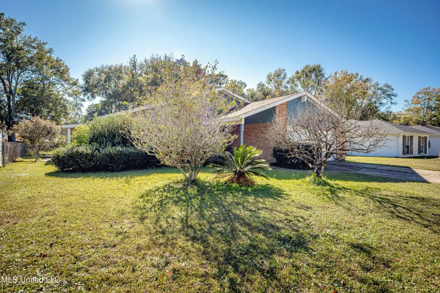 2704 Catherine Drive, Ocean Springs, MS 39564 - Image #3