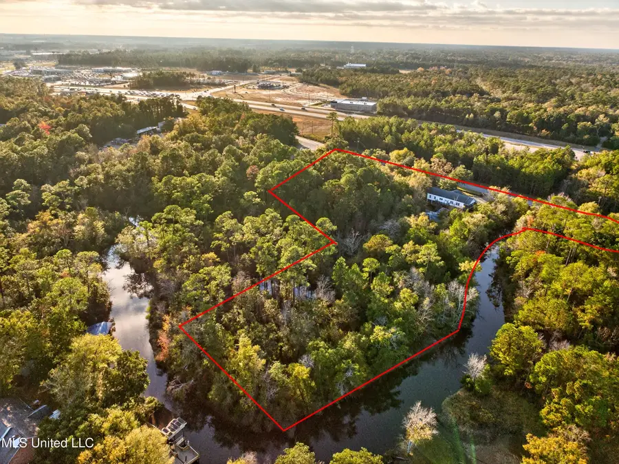 11414 Lorraine Road, Gulfport, MS 39503 - Image #2