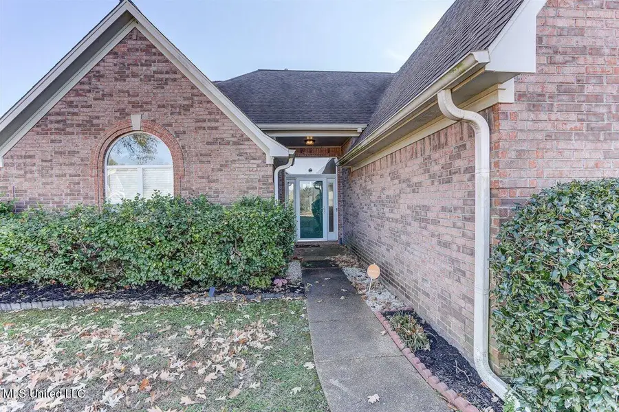 6793 N Hamilton Circle, Olive Branch, MS 38654 - Image #2