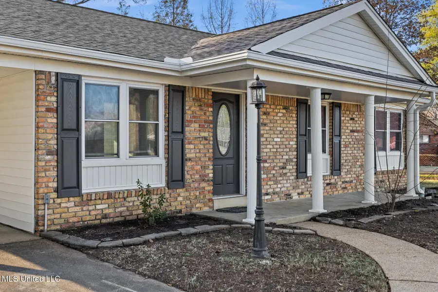 8263 Charleston Drive, Southaven, MS 38671 - Image #3