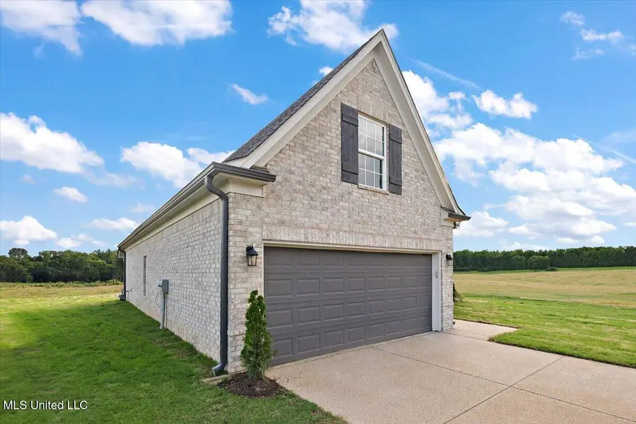 13829 Wesley Banks Boulevard, Olive Branch, MS 38654 - Image #2