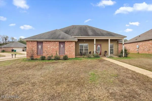 469 Fairway Avenue, Byram, MS 39272