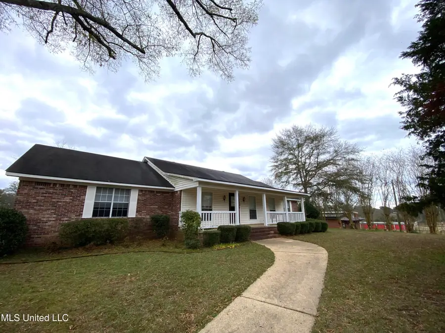 124 Main Street, Sebastopol, MS 39359 - Image #3