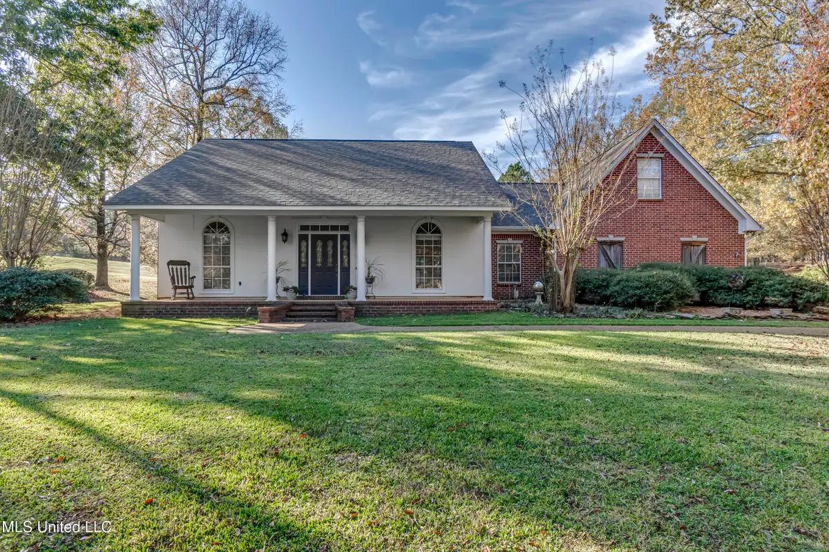 117 Woods Lake Drive, Madison, MS 39110 - Image #1