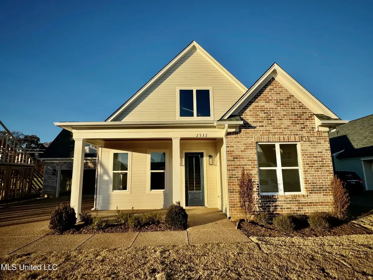 2532 Saint Charles Cove, Southaven, MS 38672 - Image #1