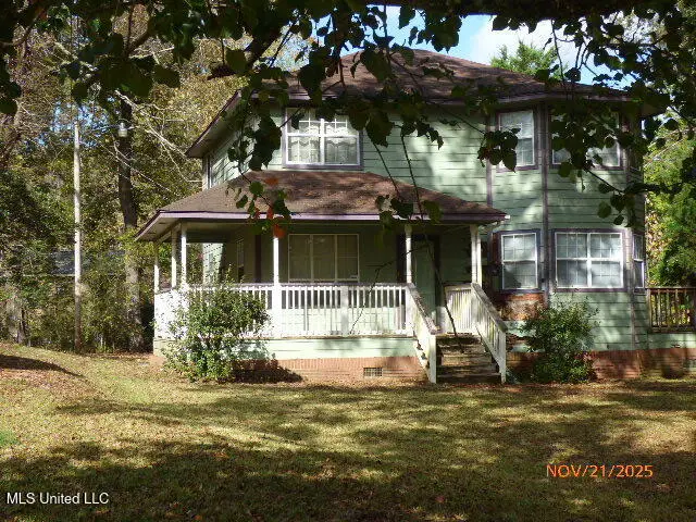 19 Beverly Drive, Natchez, MS 39120 - Image #1