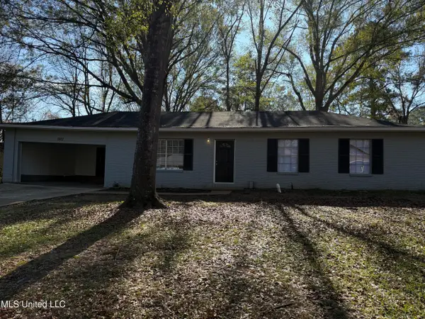 1907 Bienville Drive, Jackson, MS 39212