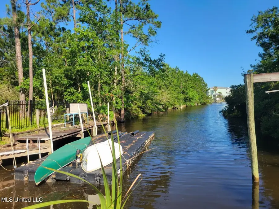 350 Loulu Place, Diamondhead, MS 39525 - Image #3