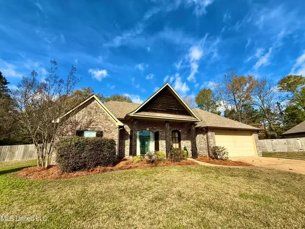 154 Beechwood Circle, Pearl, MS 39208