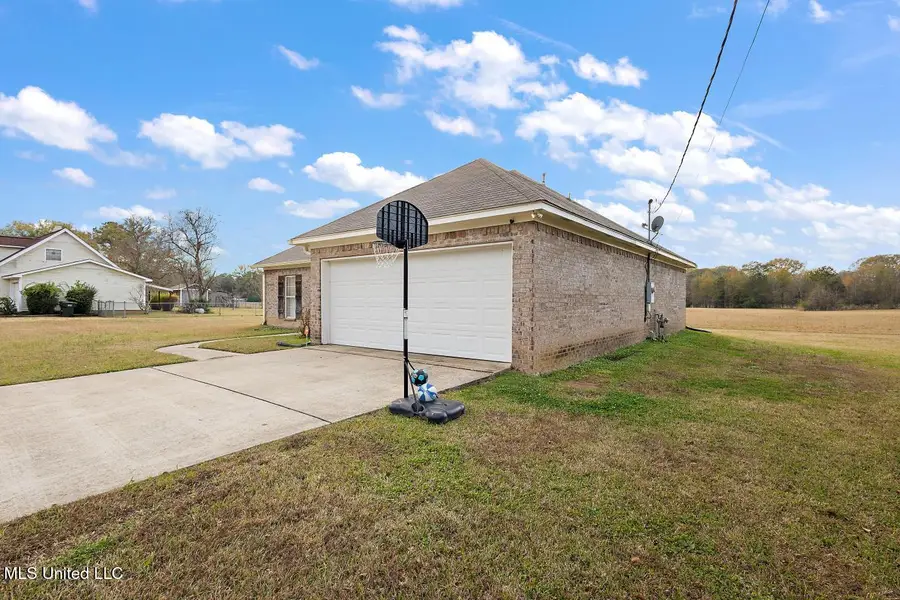 612 Woodland Drive, Canton, MS 39046 - Image #3
