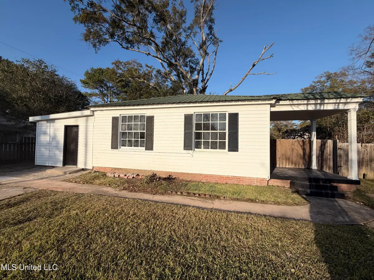 3 Maplewood Lane, Natchez, MS 39120 - Image #1