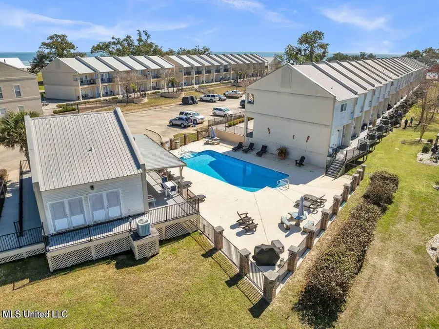 548 W Beach Boulevard, Long Beach, MS 39560 - Image #2