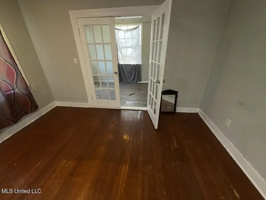 433 E Ridgeway Street, Jackson, MS 39206 - Image #2