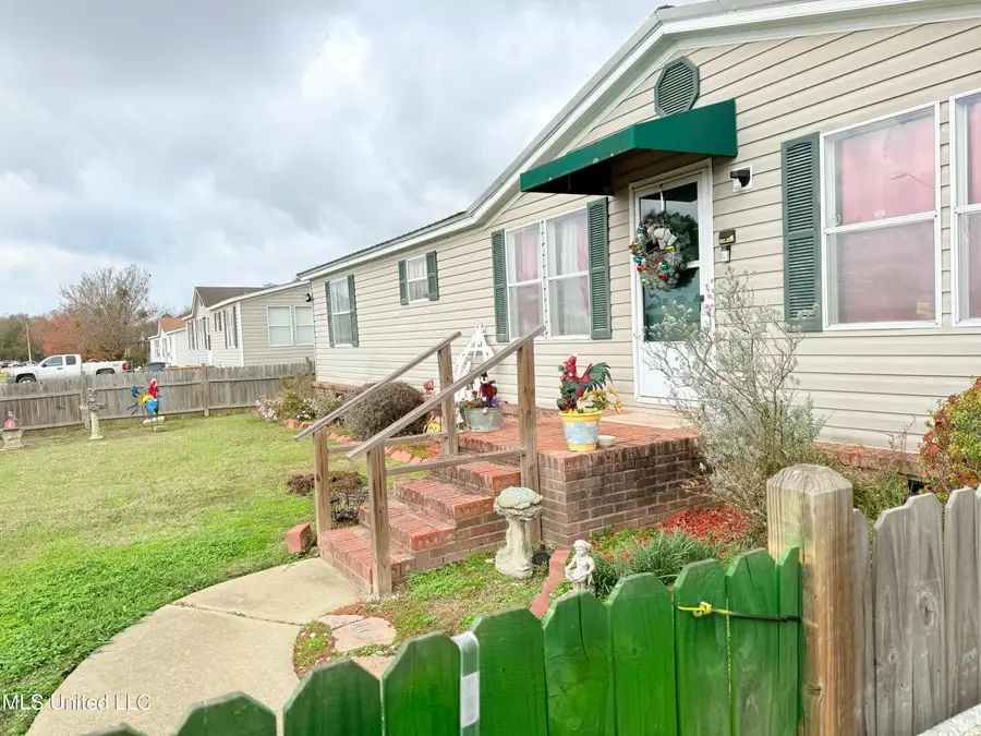 304 Cedar Hill Drive, Pearl, MS 39208 - Image #2