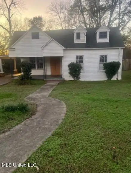 305 N Pearl Street, Carthage, MS 39051 - Image #1