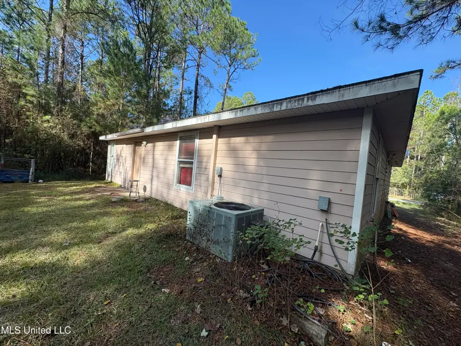 6125 E Madison Street, Bay Saint Louis, MS 39520 - Image #3