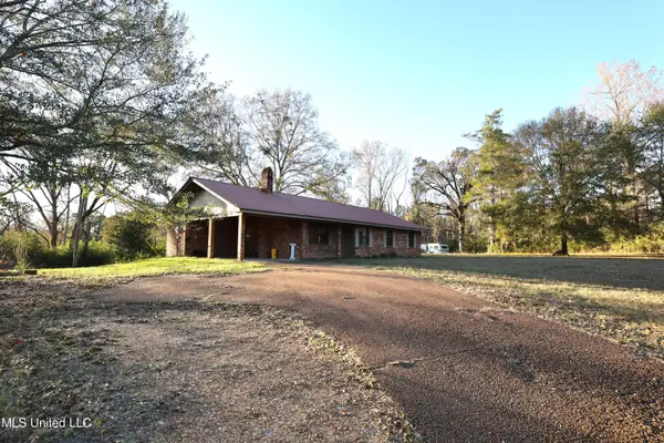 93 Pat Leake Road, Woodville, MS 39669