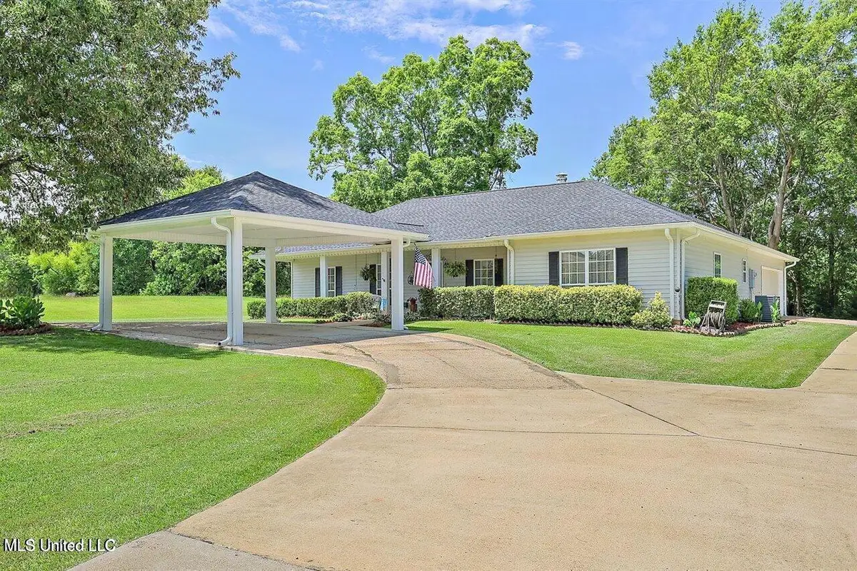 512 Stokes Road, Ridgeland, MS 39157 - Image #1