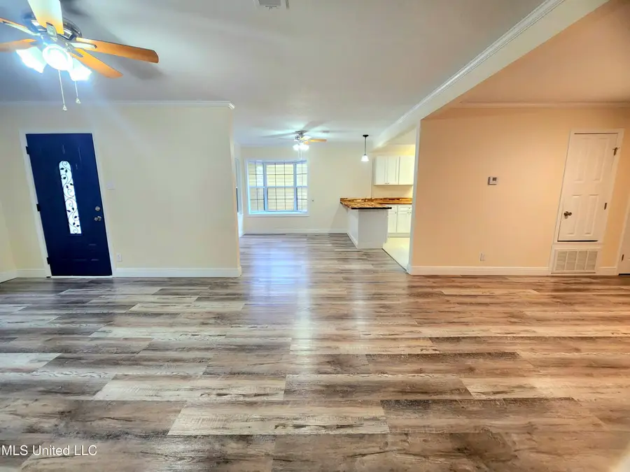 1635 Hollywood Boulevard, Biloxi, MS 39531 - Image #2