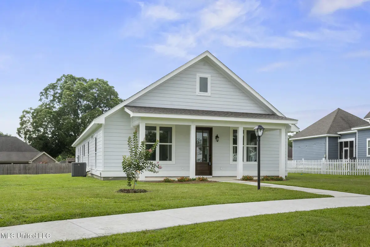 410 Legacy Boulevard, Hattiesburg, MS 39402 - Image #1