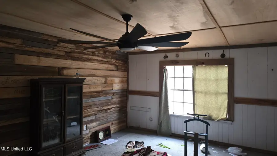 6427 Highway 33, Roxie, MS 39661 - Image #2