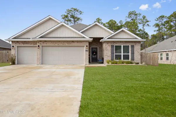 11672 Talla Drive, Ocean Springs, MS 39564