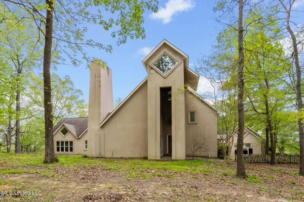 151 Chapel Hill Road, Flora, MS 39071