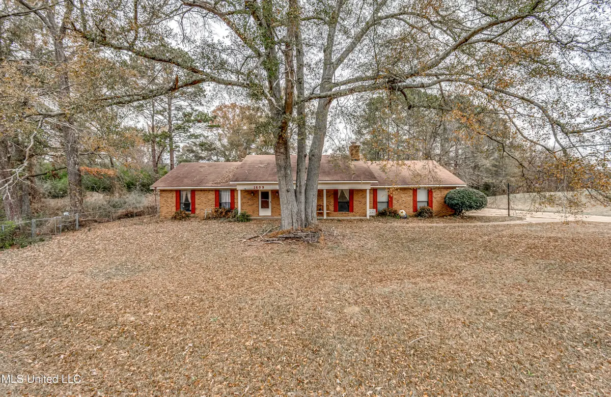 1609 Old Vicksburg Road, Clinton, MS 39056 - Image #1
