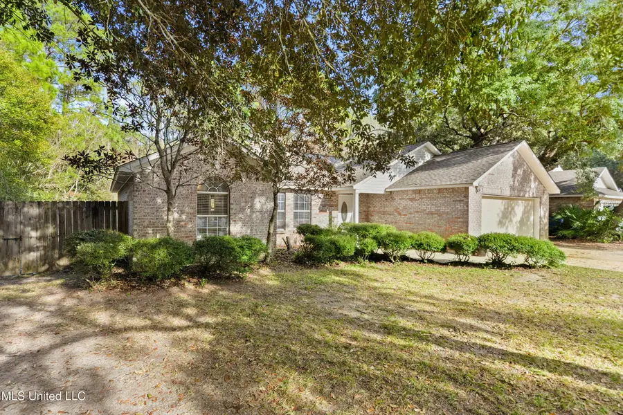 612 Oak Street, Ocean Springs, MS 39564 - Image #2