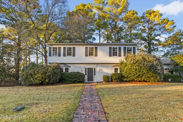 2060 Sheffield Drive, Jackson, MS 39211