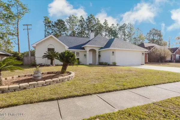 13716 Huntington Circle, Gulfport, MS 39503