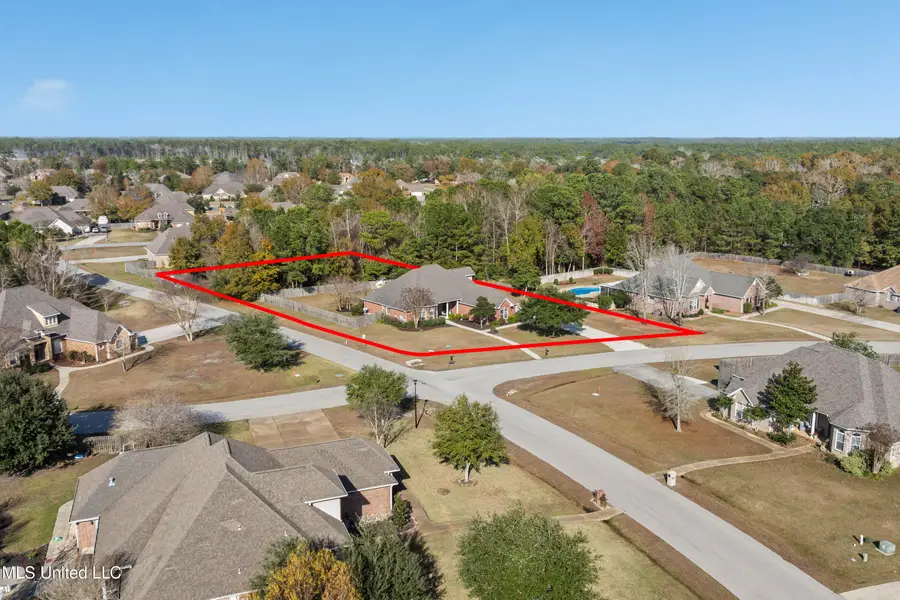 6205 E Silverleaf Drive, Ocean Springs, MS 39564 - Image #2