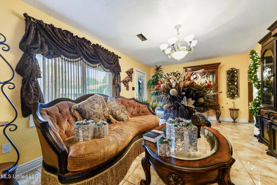 609 W David Drive, Gulfport, MS 39503 - Image #3