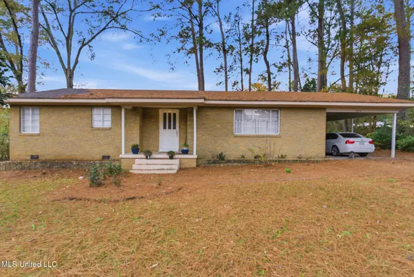 1215 Scott Avenue, Prentiss, MS 39474