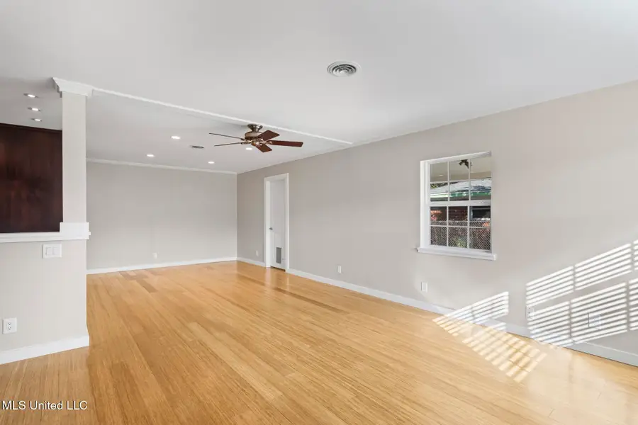 1616 Saint Ann Avenue, Biloxi, MS 39531 - Image #3