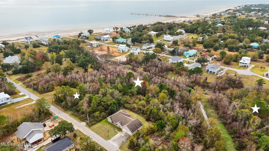 90 Adrienne Court, Waveland, MS 39576 - Image #2