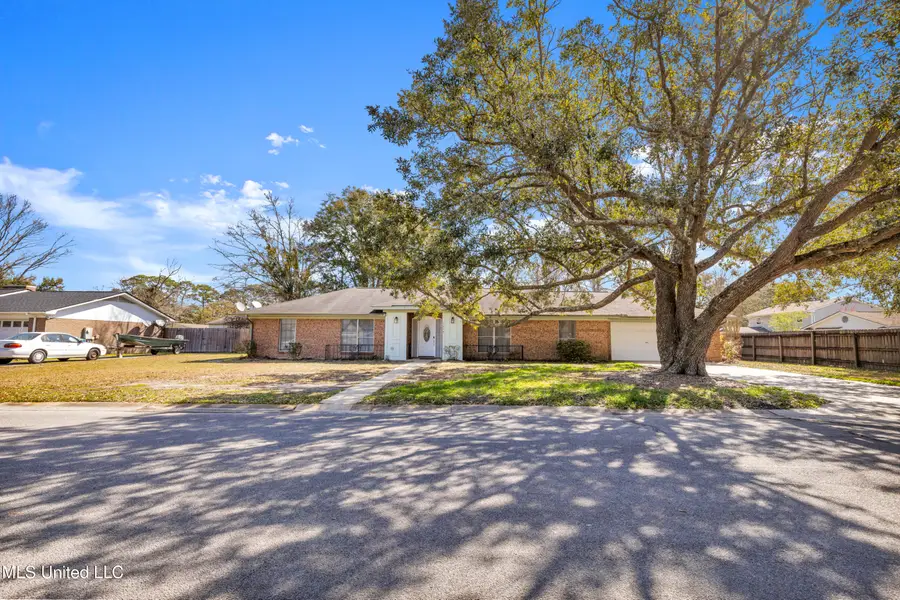 1204 Londonderry Lane, Ocean Springs, MS 39564 - Image #2