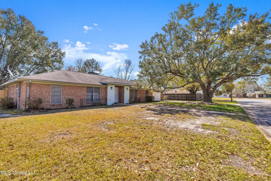 1204 Londonderry Lane, Ocean Springs, MS 39564 - Image #3