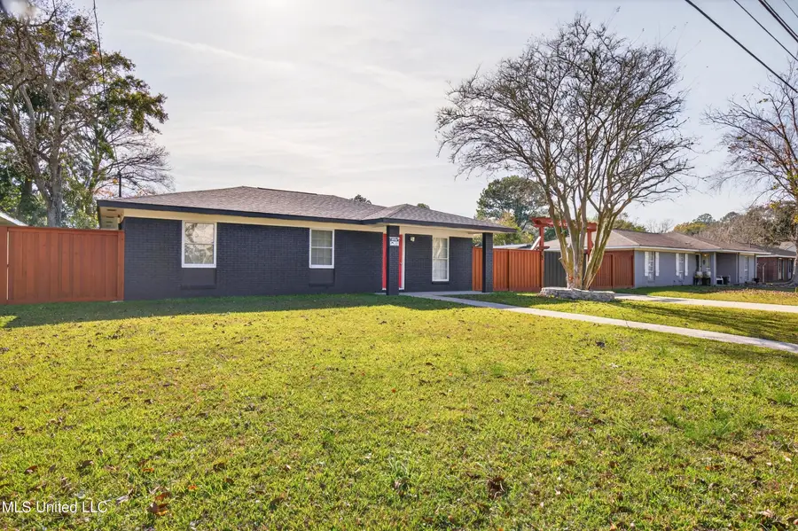 4802 Lanier Avenue, Pascagoula, MS 39581 - Image #3