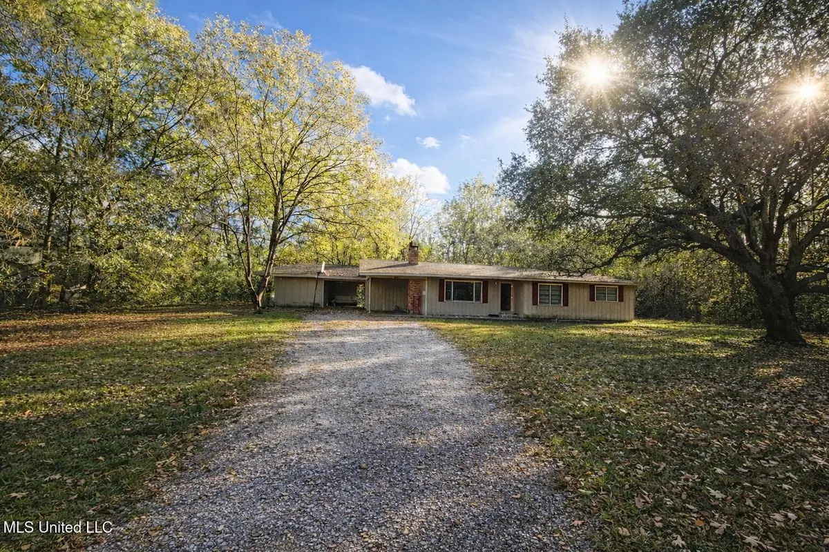 4620 Sutton Avenue, Moss Point, MS 39563 - Image #1