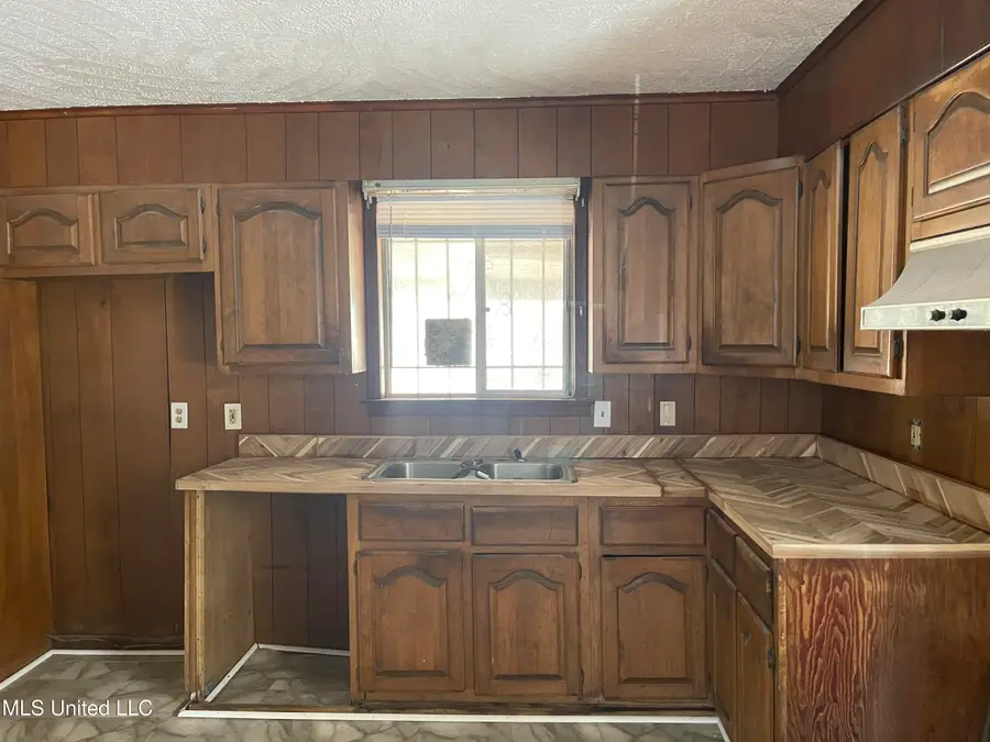 1148 Marble Street, Jackson, MS 39212 - Image #2