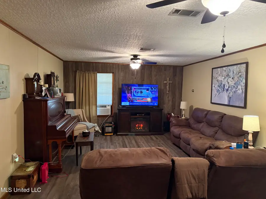 211 Highway 487, Carthage, MS 39051 - Image #2