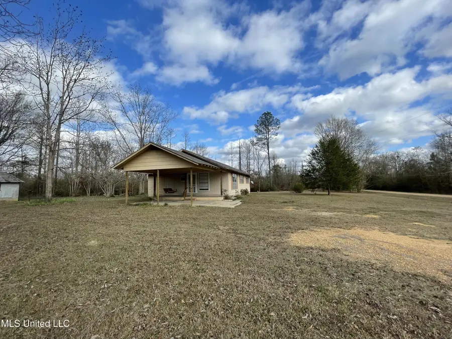 1047 Pearl Valley Road Road, Wesson, MS 39191 - Image #2