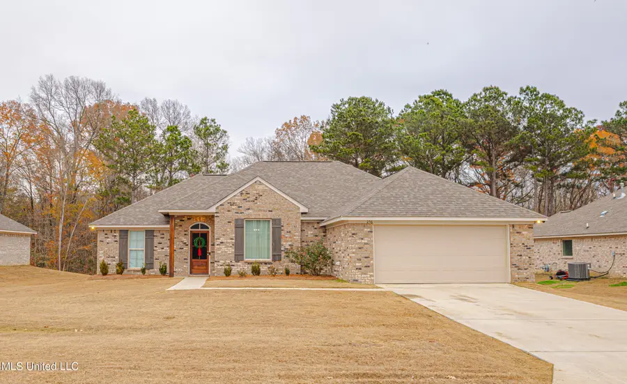 256 Chartleigh Circle, Canton, MS 39046 - #3