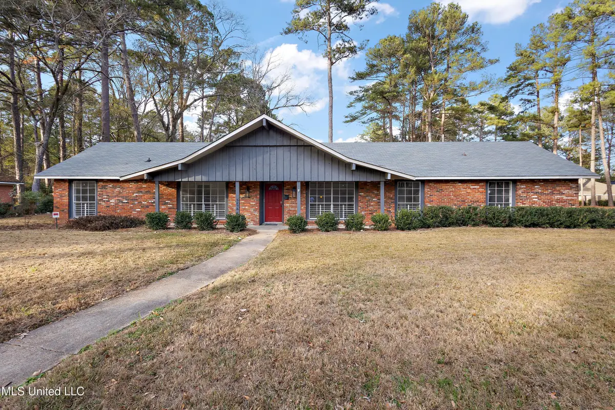 5276 Saratoga Drive, Jackson, MS 39211 - Image #1