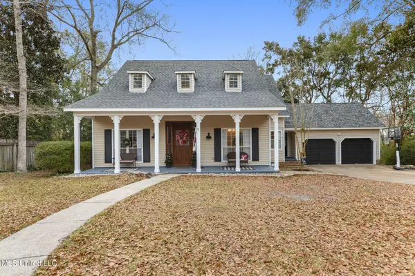 1703 Birnam Wood Street, Ocean Springs, MS 39564