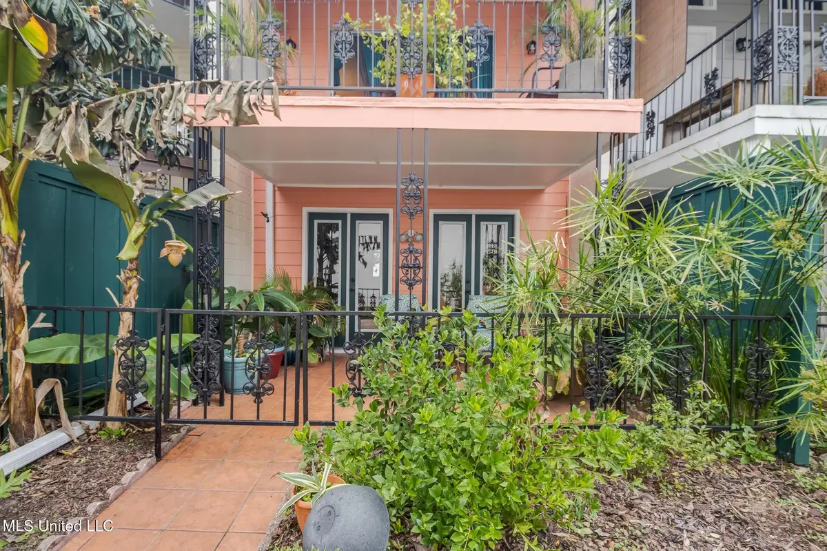 2501 Gulf Avenue, Gulfport, MS 39501 - Image #1